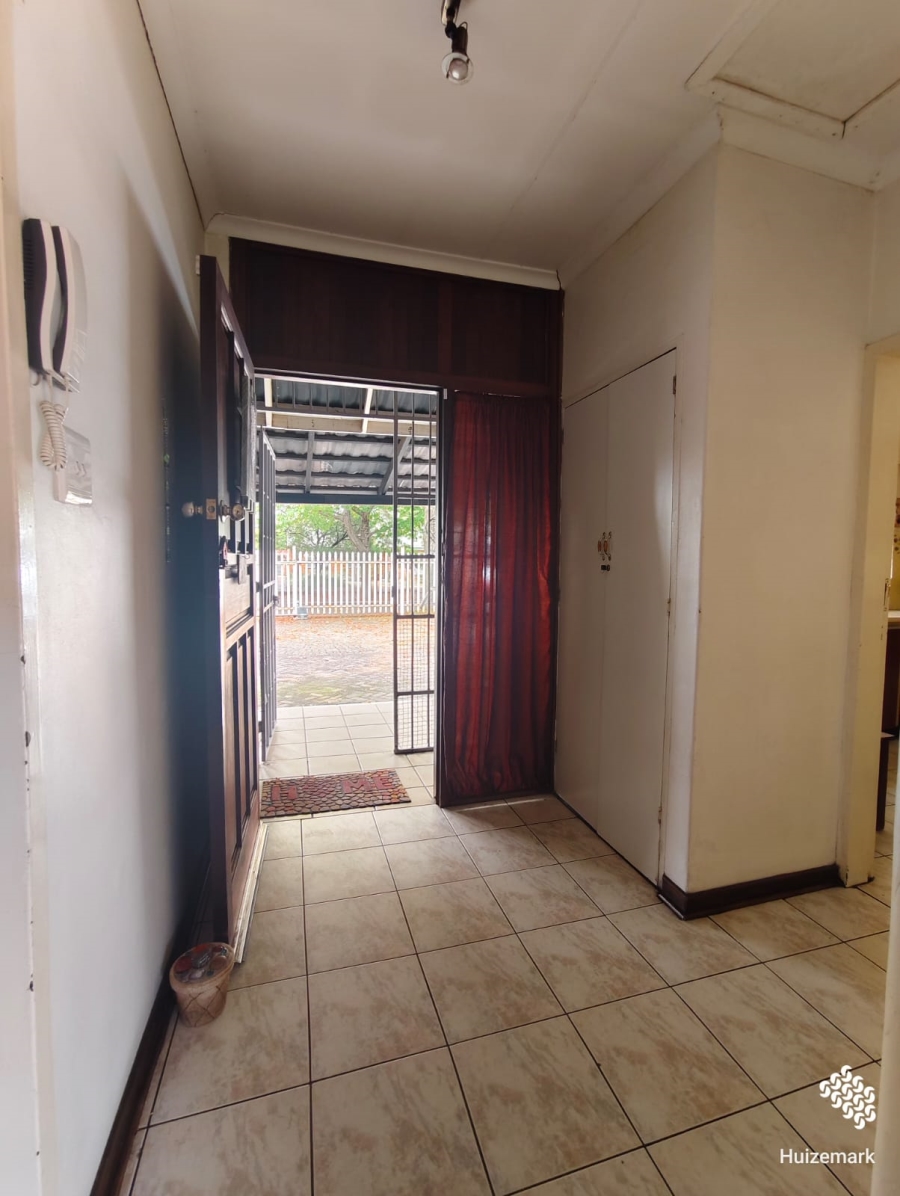 5 Bedroom Property for Sale in Sasolburg Ext 4 Free State